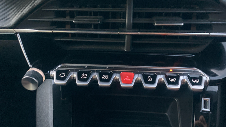 Peugeot 208 1.2 PureTech 100 Active 5dr Petrol Hatchback